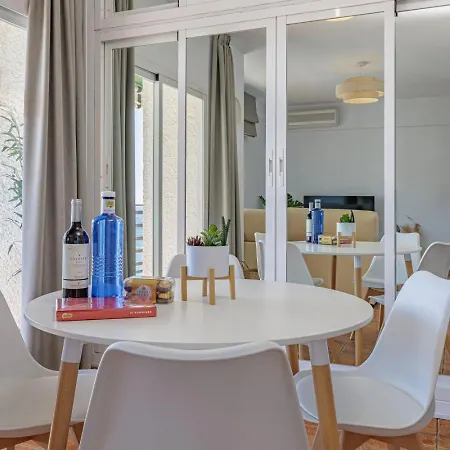 Beachfront Near Old Town Appartamento Marbella