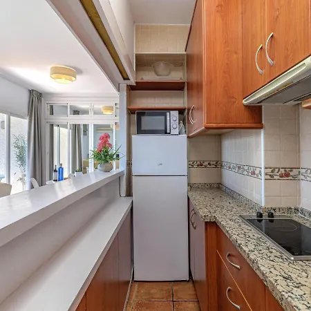 Beachfront Near Old Town * Marbella